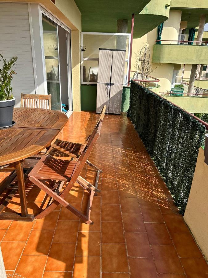 Apartamento Vacacional En Platja D'Aro サガロ エクステリア 写真